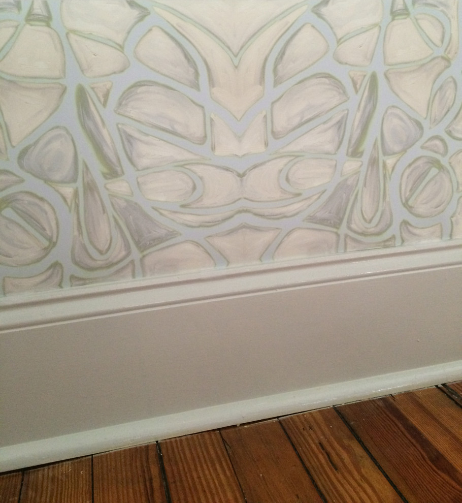 Transitional home design photo in Richmond