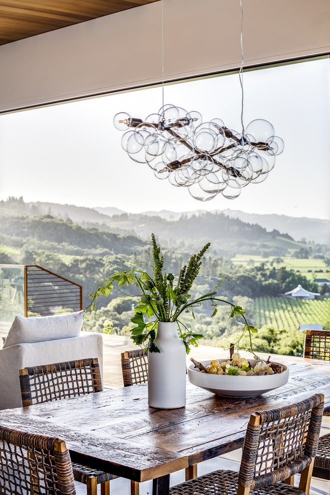 Photo of a modern dining room in San Francisco.