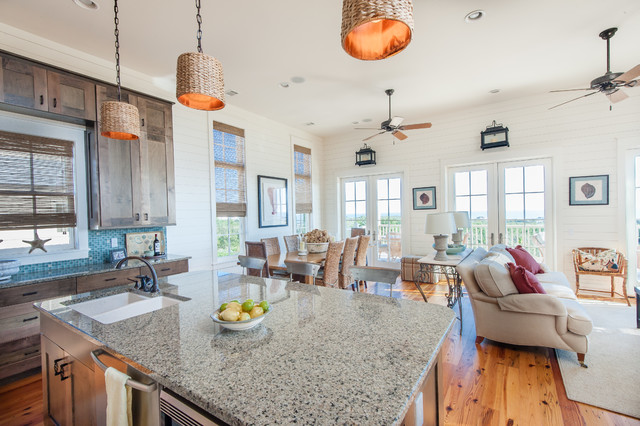 279 Cypress Drive costero-cocina