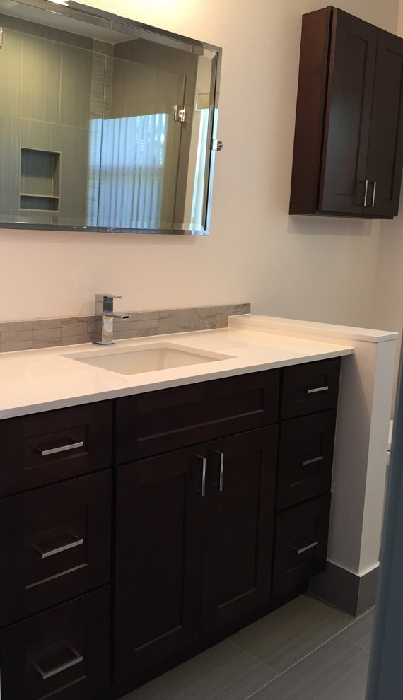 Salomon guest bathroom