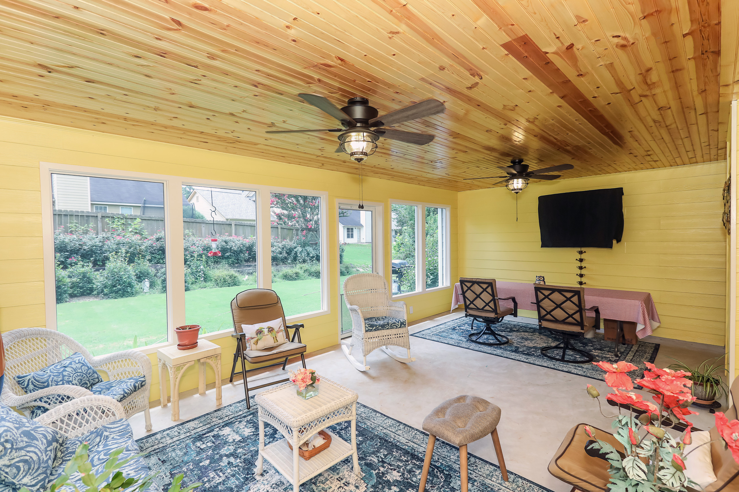 Sweet Water Screened Porch
