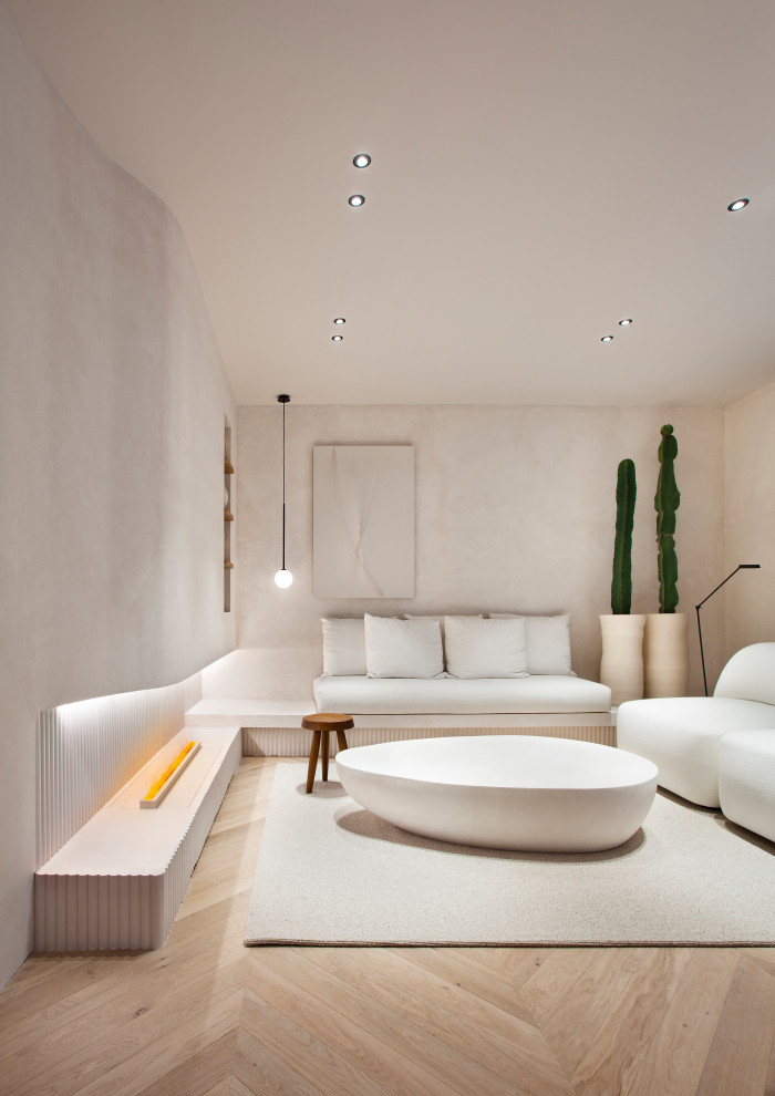 Inspiration for a modern living room in Madrid.
