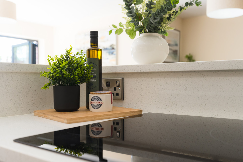 Spring Gardens - New Build - Stage to Sell