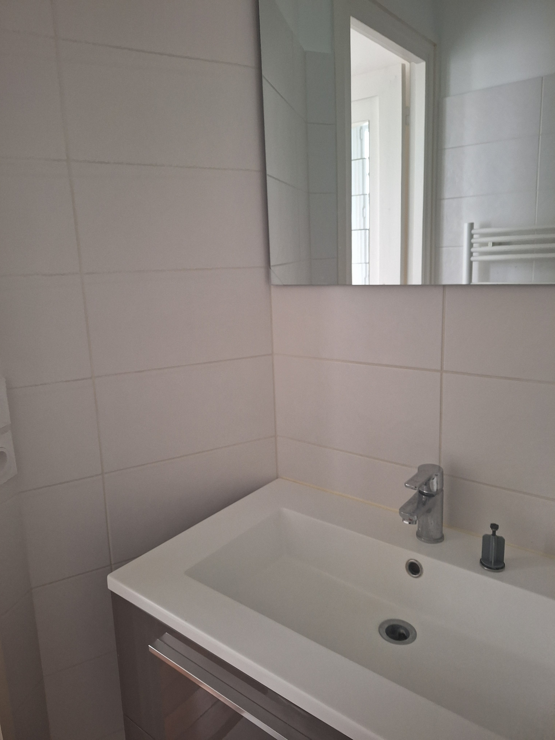 Rénovation partielle, décoration et ameublement d'un appartement ancien