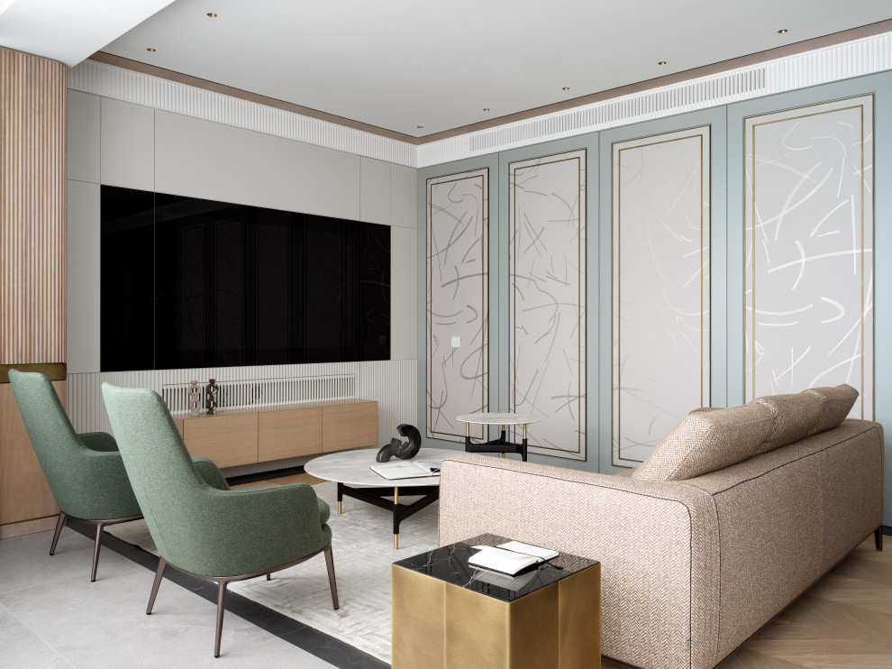 Встроенный телевизор со скрытой дверью