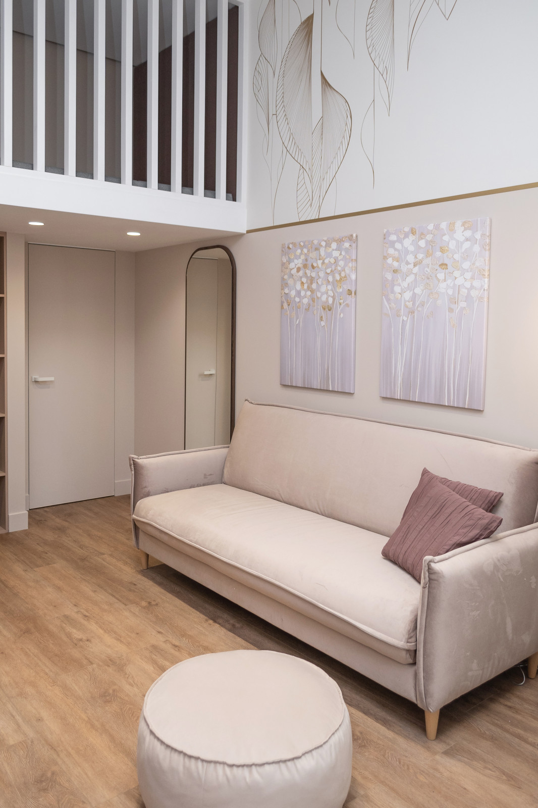 Реализация ЖК "Болконский", квартира с потолками 3,6 метра.