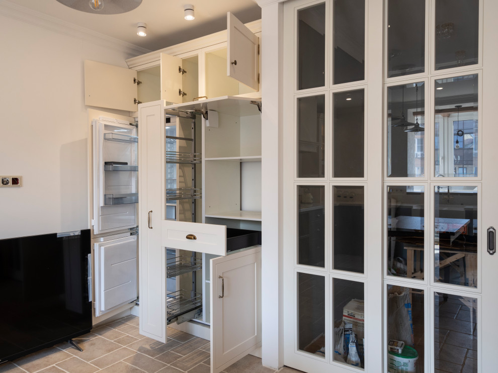 Элегантная кухня в неоклассическом стиле