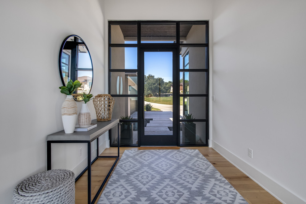 Entryway - transitional entryway idea in Austin