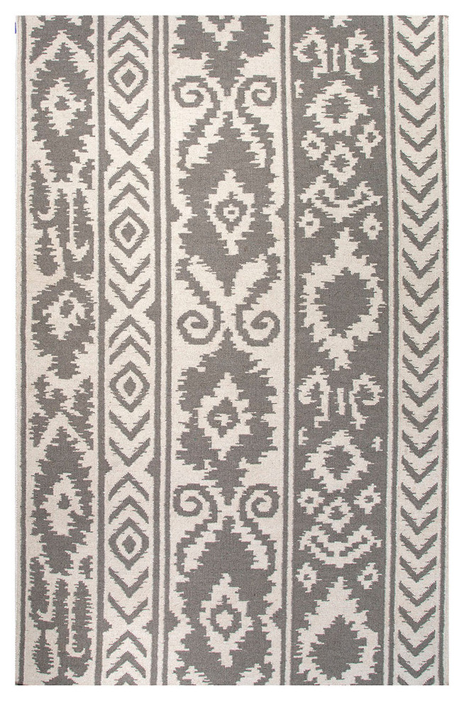 Farid Urban Bungalow Rug - White and Grey - 5' x 8'
