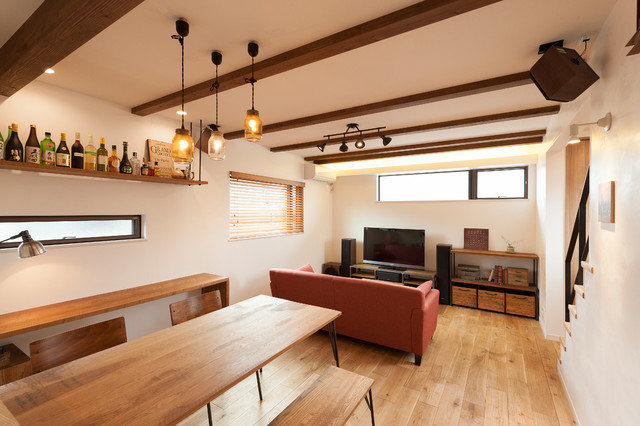 カフェリビングのある家 Skandinavskij Kioto Ot Eksperta 株式会社イー住まい Houzz Rossiya