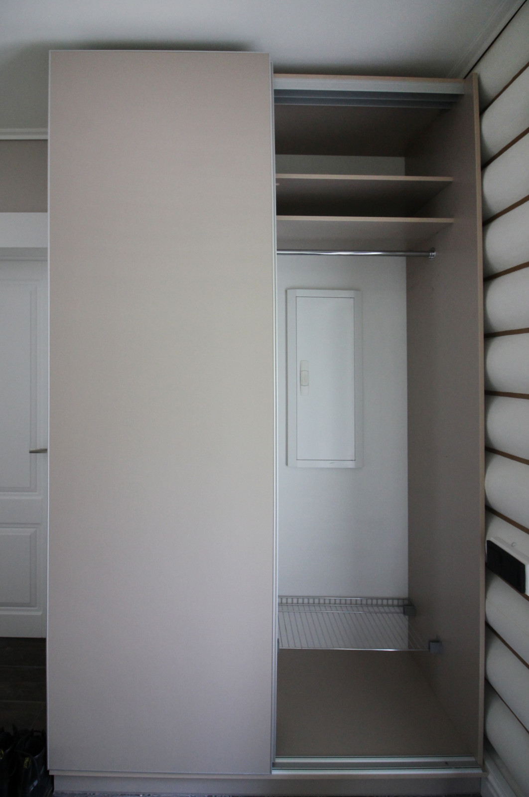 Срубовой коттедж 38 в п.Рощино, Ленинградская обл. Царство-Королевство