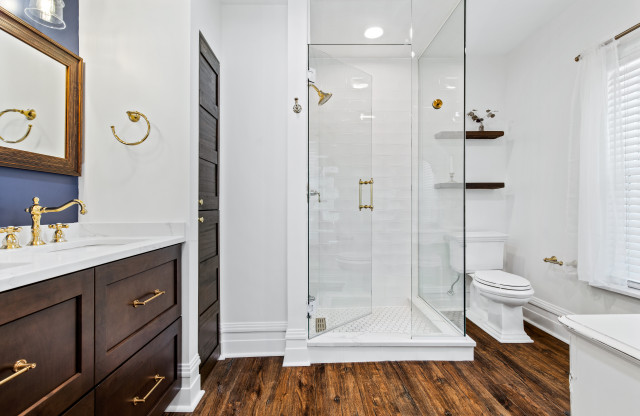 1900s Bathroom Modernized klassisch-modern-badezimmer