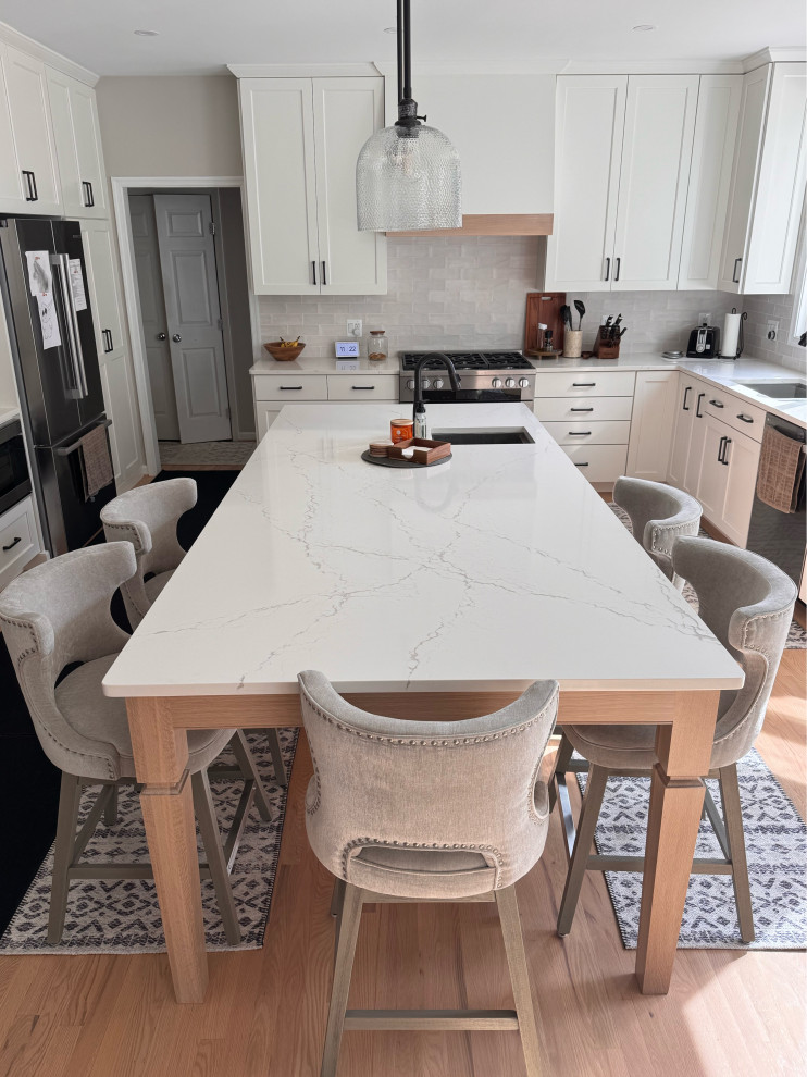 Inspiration for a transitional kitchen remodel in DC Metro