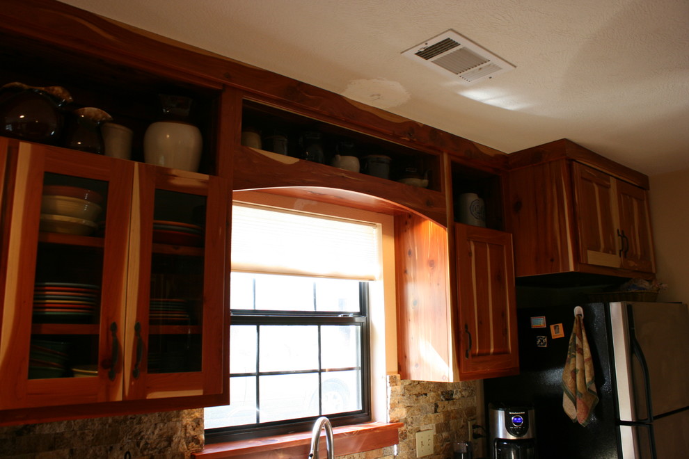 Mountain style kitchen photo in Austin