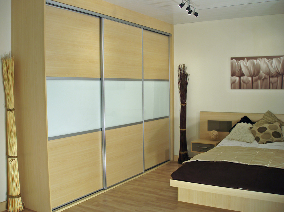 Combination collection of wardrobe sliding doors