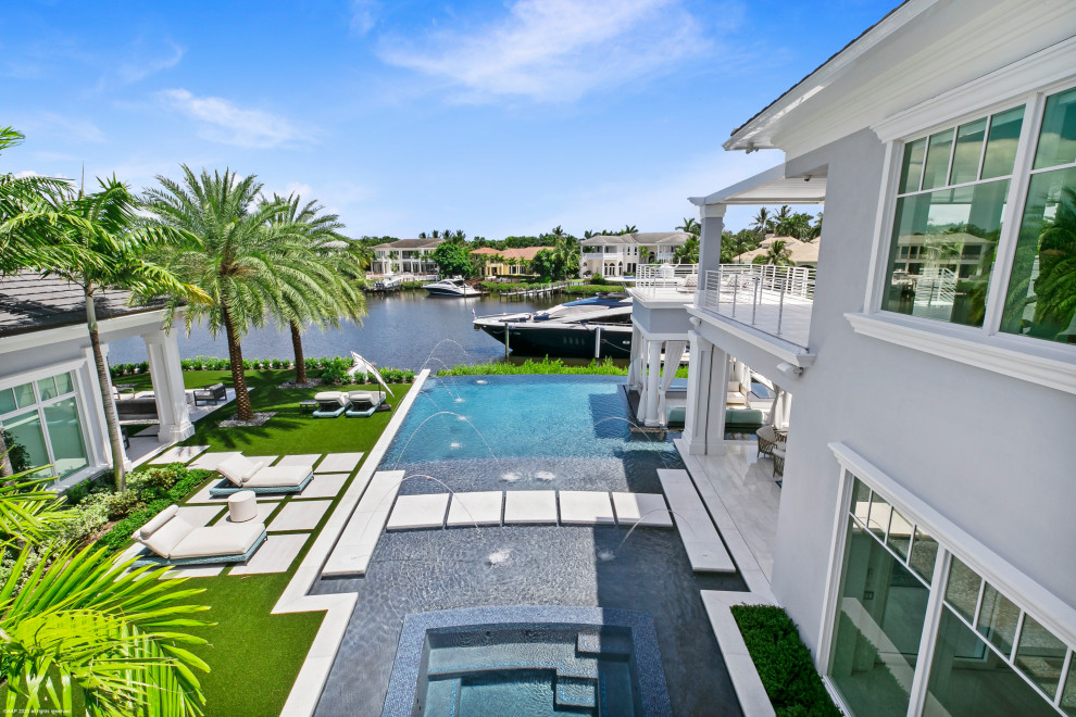 Pool - transitional pool idea in Miami