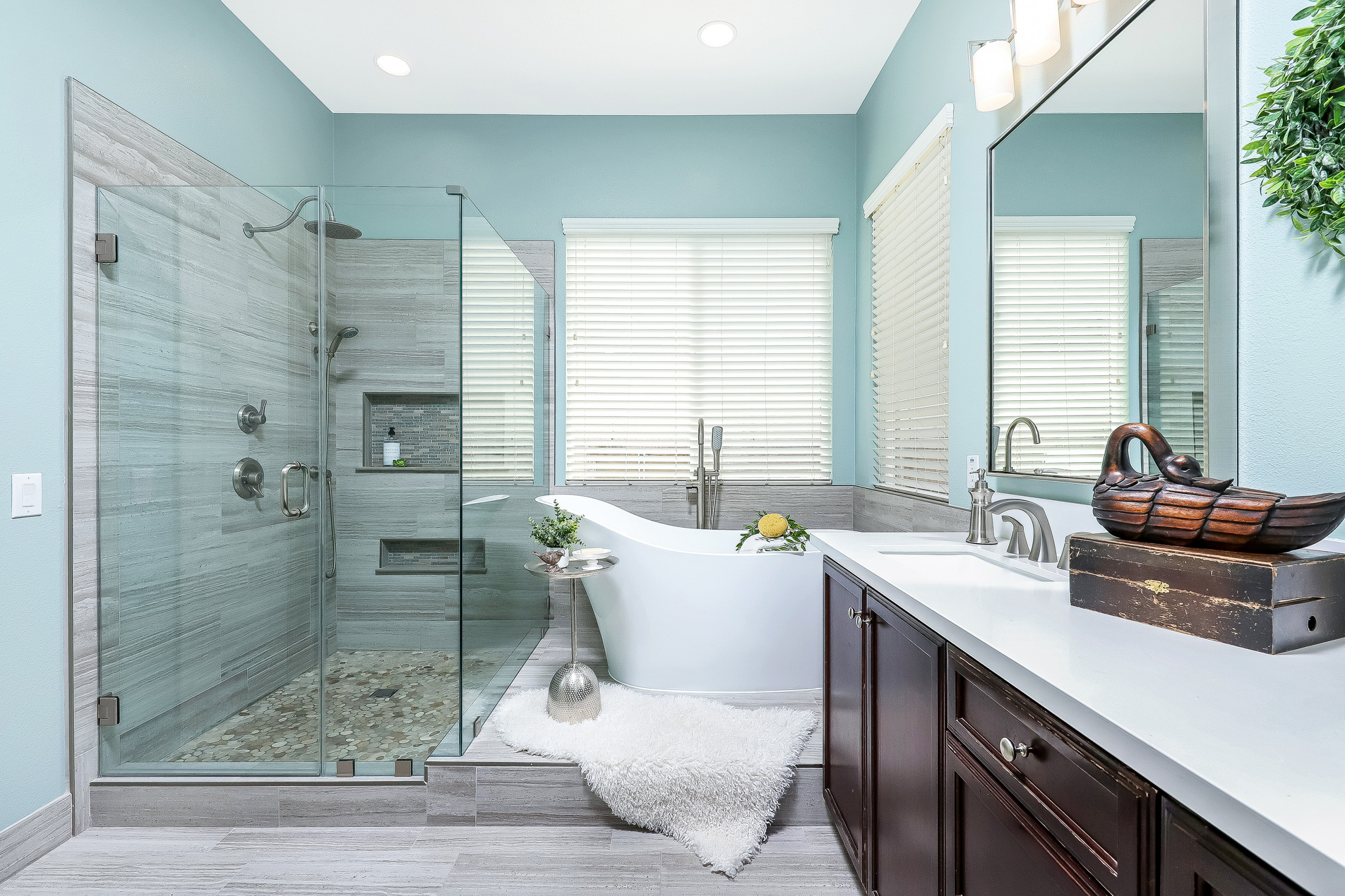 Retsina Master Bath
