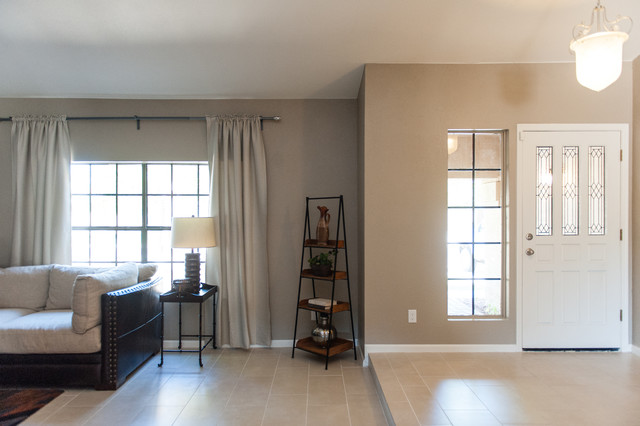 18 S Riata Drive Gilbert AZ 85296 modern