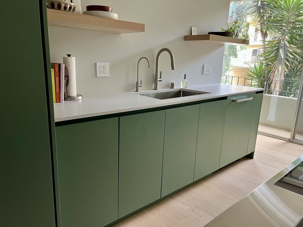 Santa Monica Kitchen