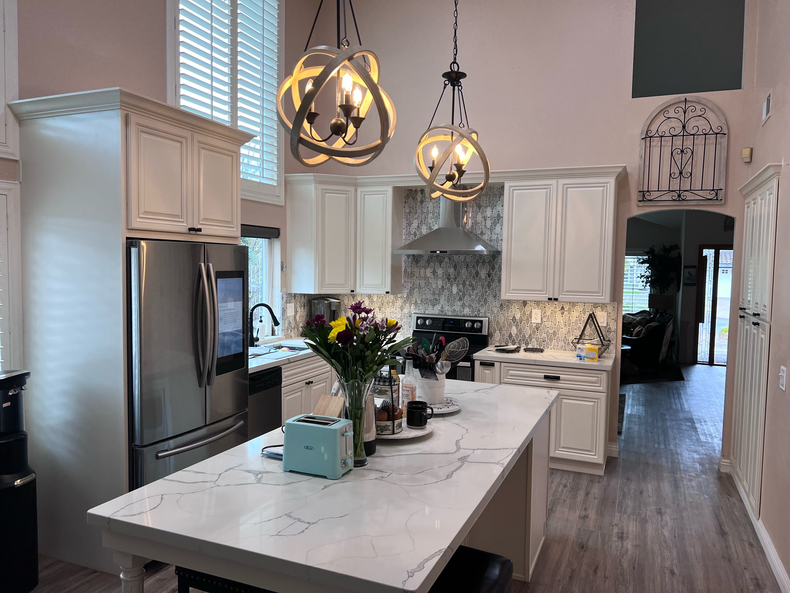 White Contemporary Kitchens