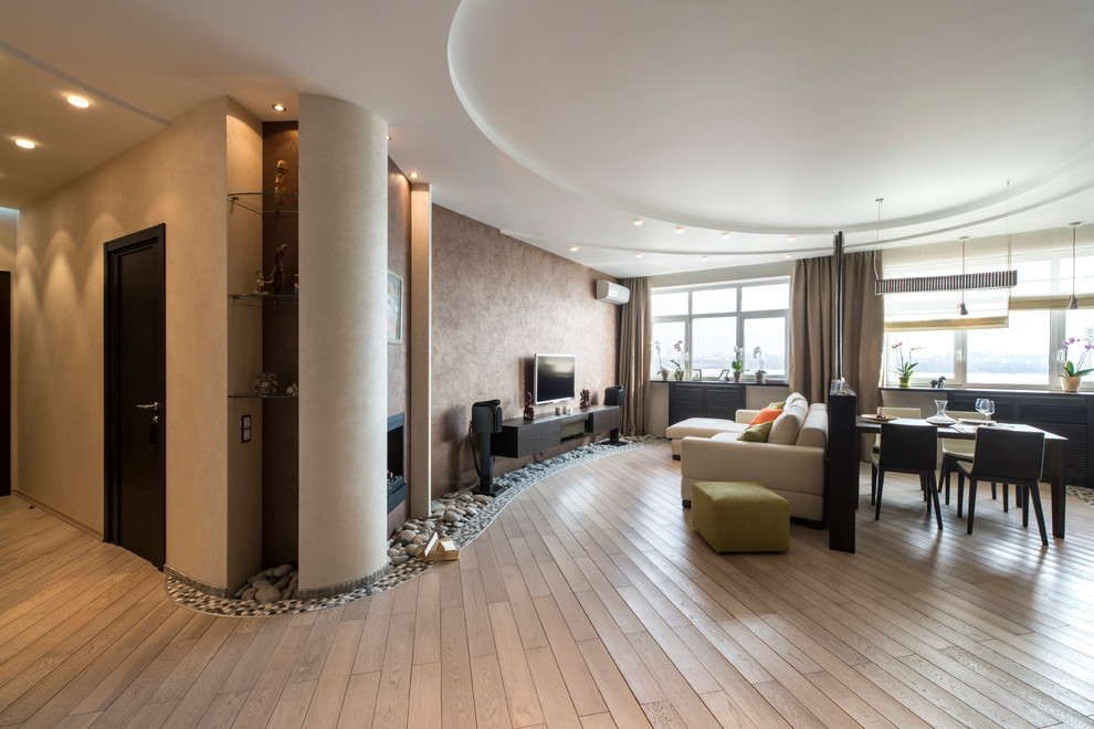 С видом на Москва-реку