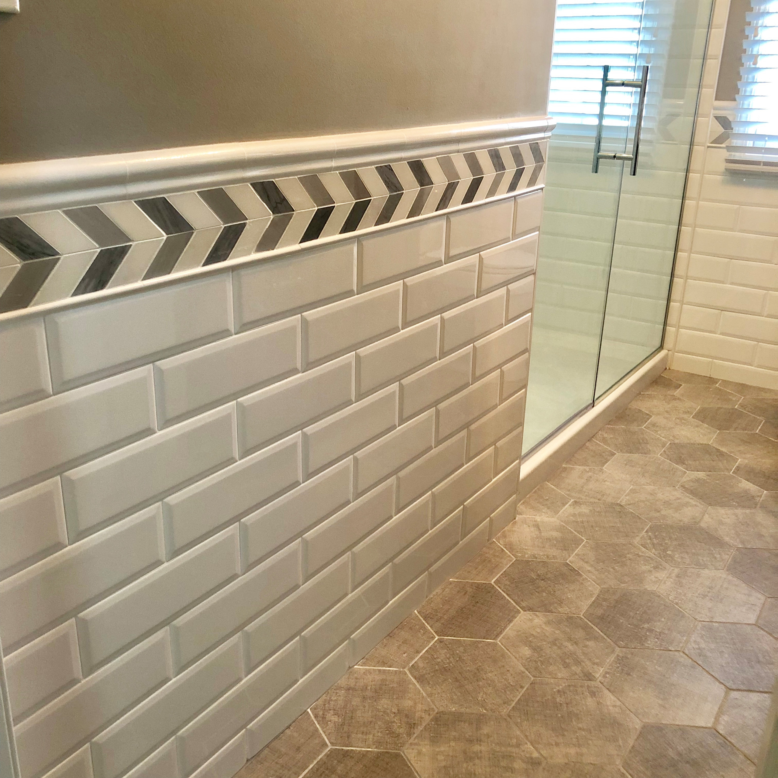Chevron Tile Kids Bath