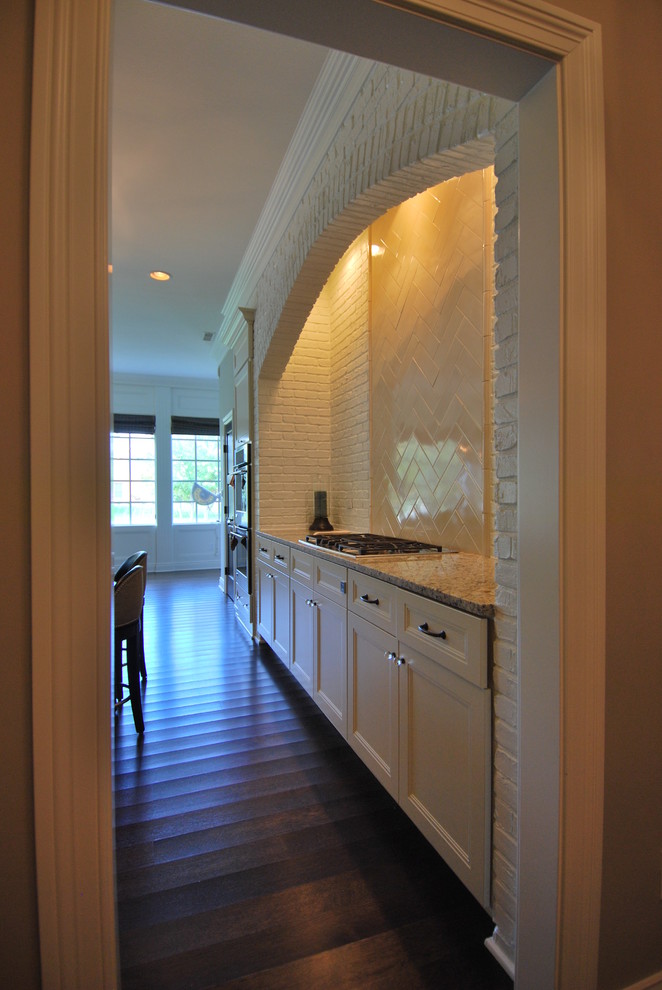 Kitchen - transitional kitchen idea in Indianapolis
