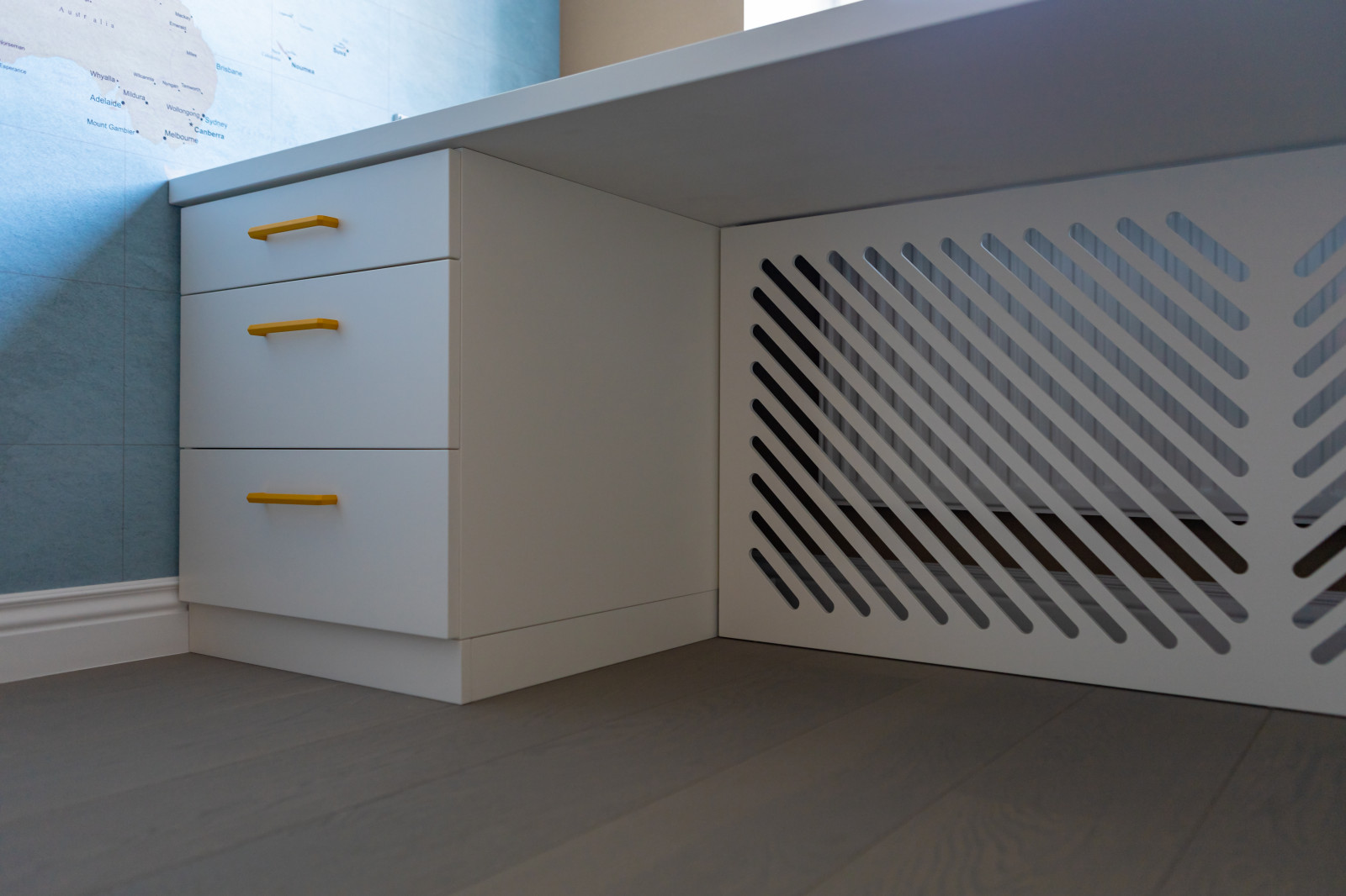 Яркая детская