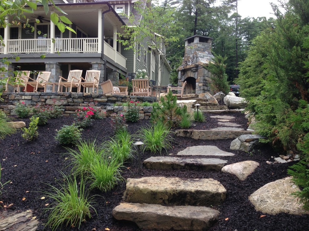 Example of a mountain style home design design in Boston