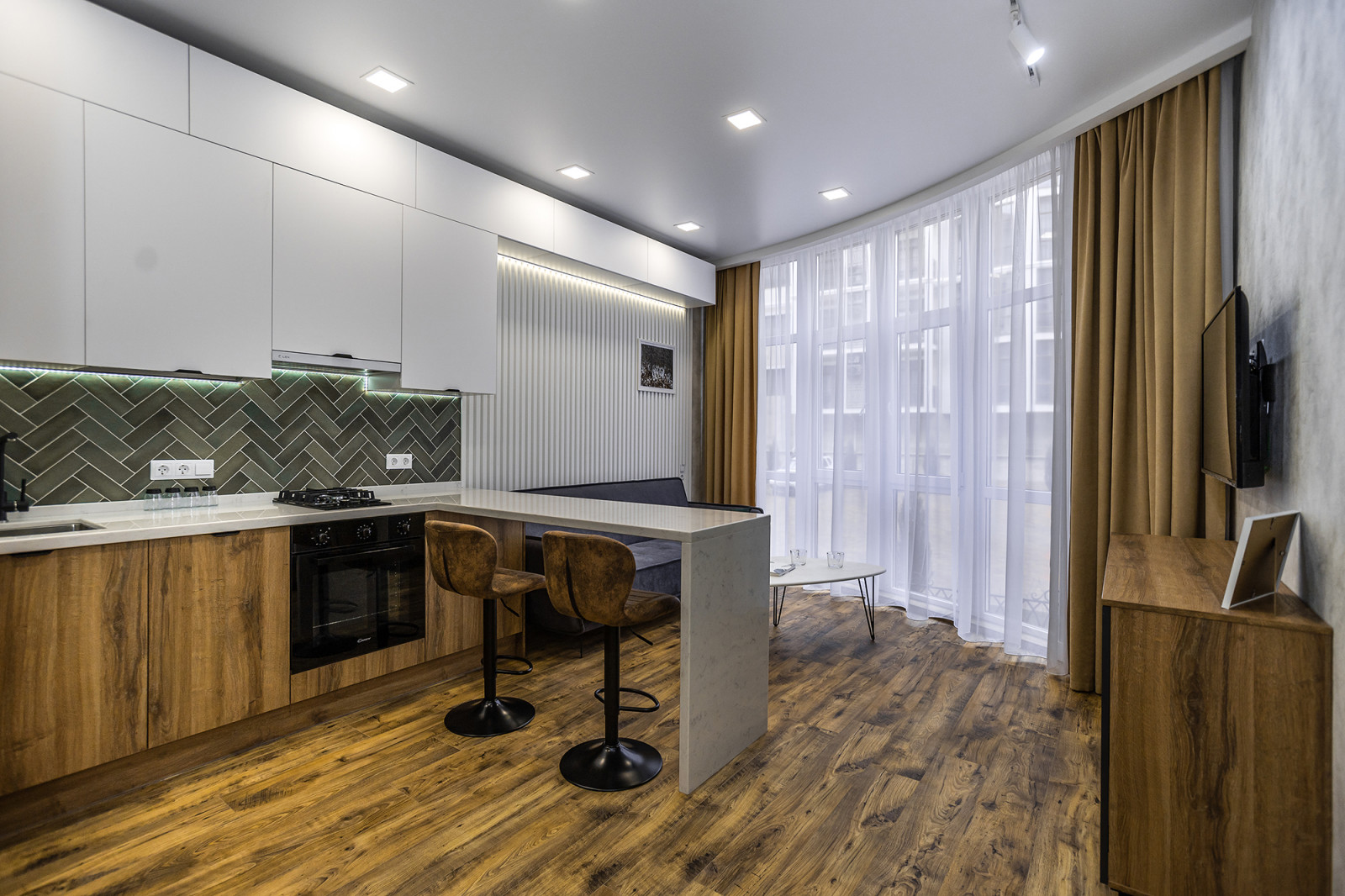 Изумрудный город РЕАЛИЗАЦИЯ