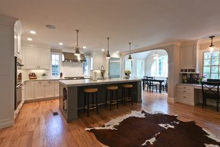 Classic Coastal Colonial Renovation - the Anti McMansion traditional-kitchen
