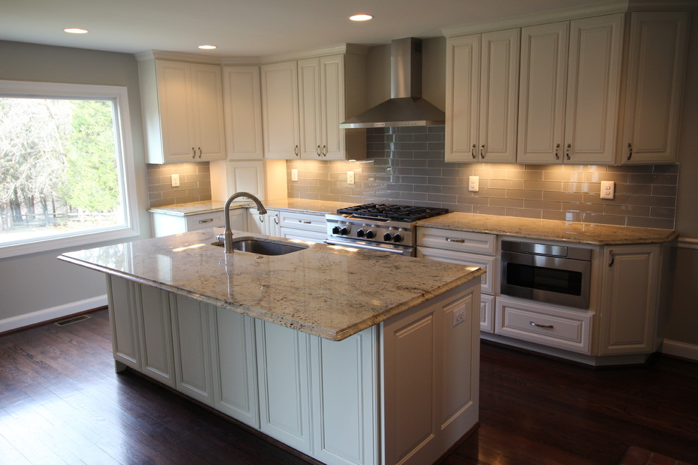Contemporary Kitchen