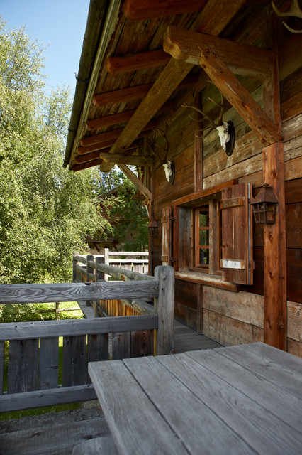 MEG&Egrave;VE rustic-deck