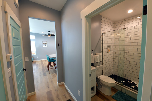 Longmont ADU contemporary-bathroom