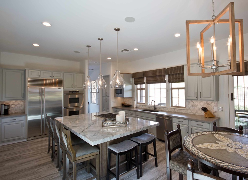 Inspiration for a transitional kitchen remodel in Phoenix