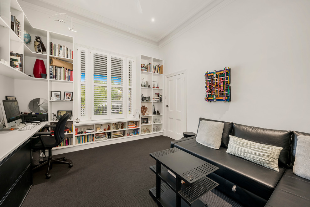 This is an example of a contemporary home office in Melbourne.