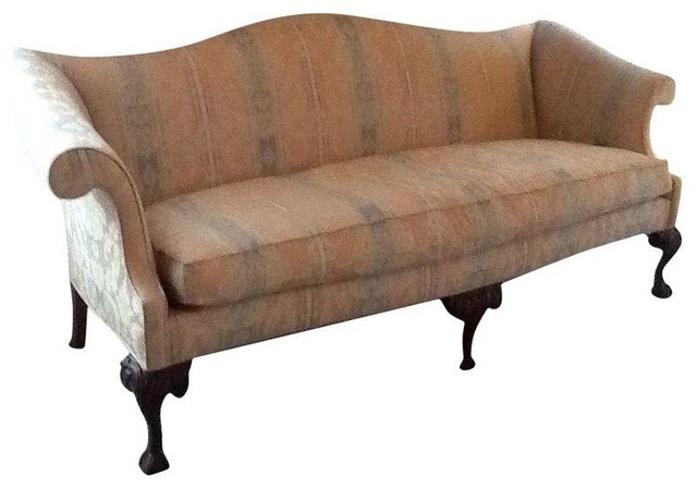 Pre-owned Queen Anne Style Camelback Sofa