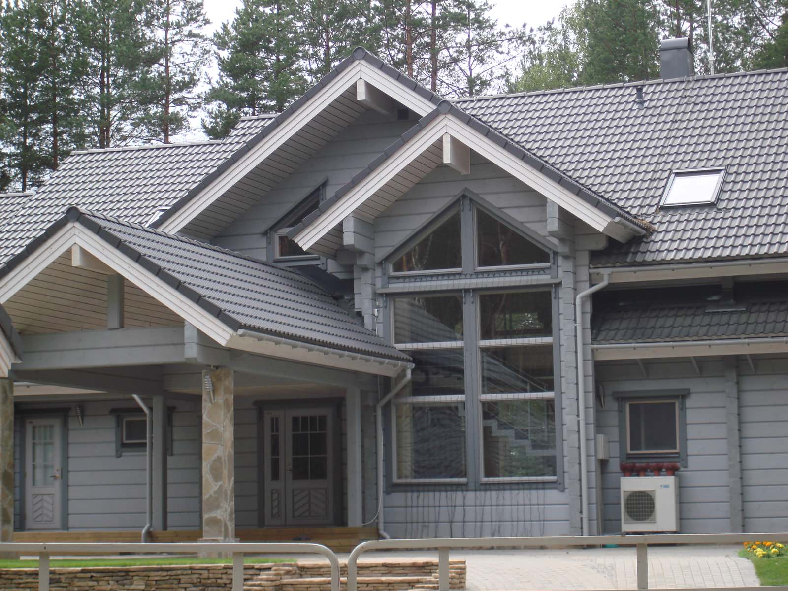 Коттеджный поселок (совместно с Honka)