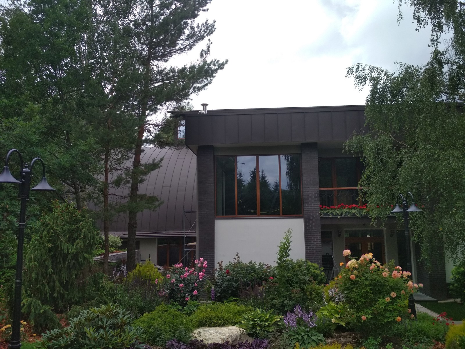 Теннисный корт из фальца