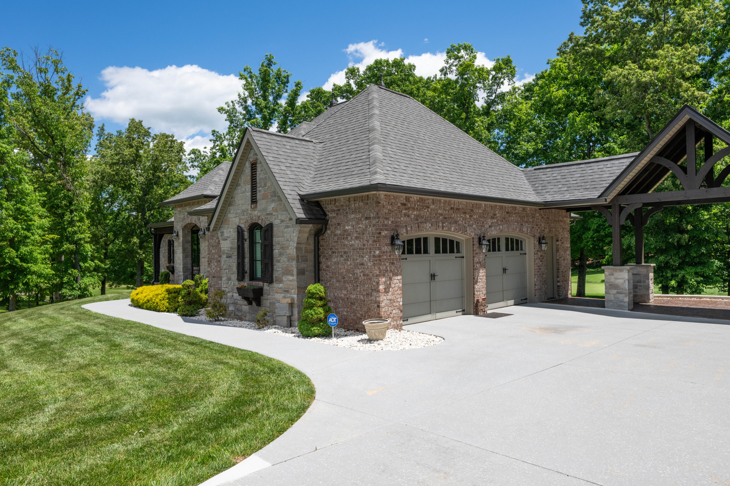 247 Forest Hill Drive - Garage