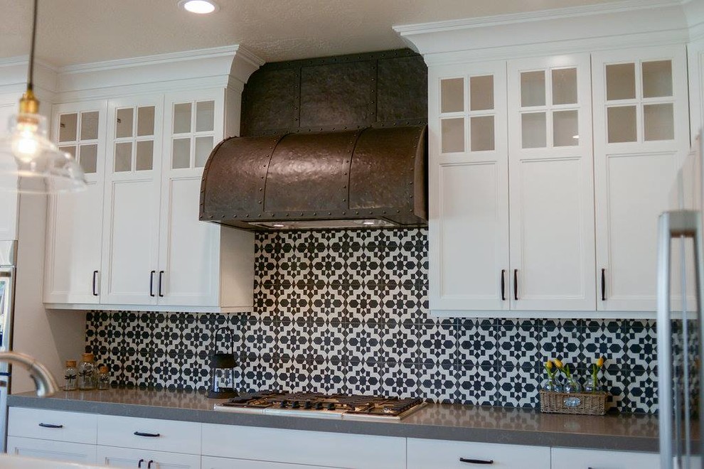 This is an example of a country kitchen in Salt Lake City.