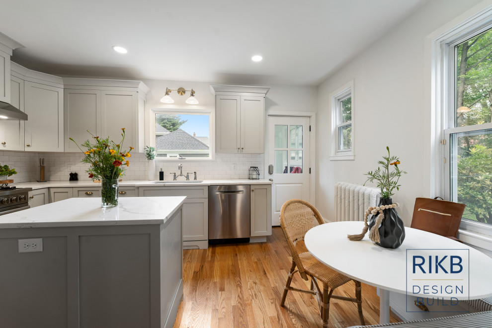 Example of a transitional kitchen design in Providence
