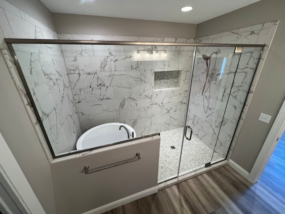 Bathroom 17