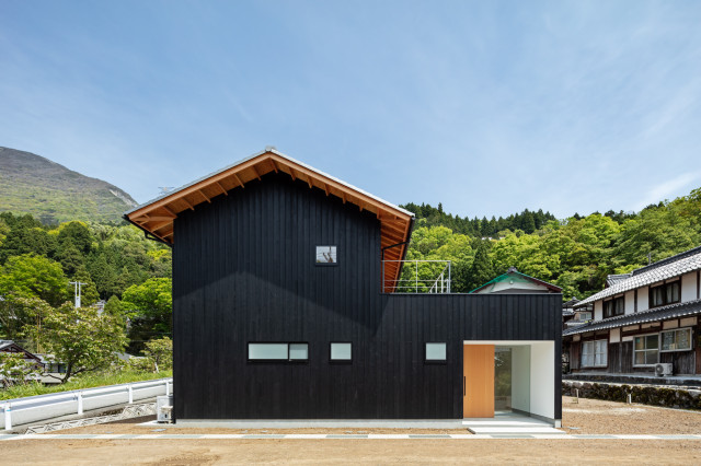 米原の家Ⅱ giapponese-moderno-facciata