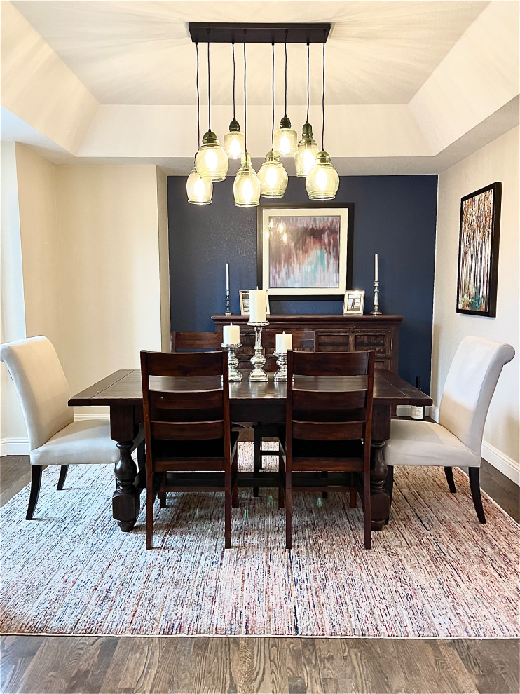 Transitional home design photo in Denver