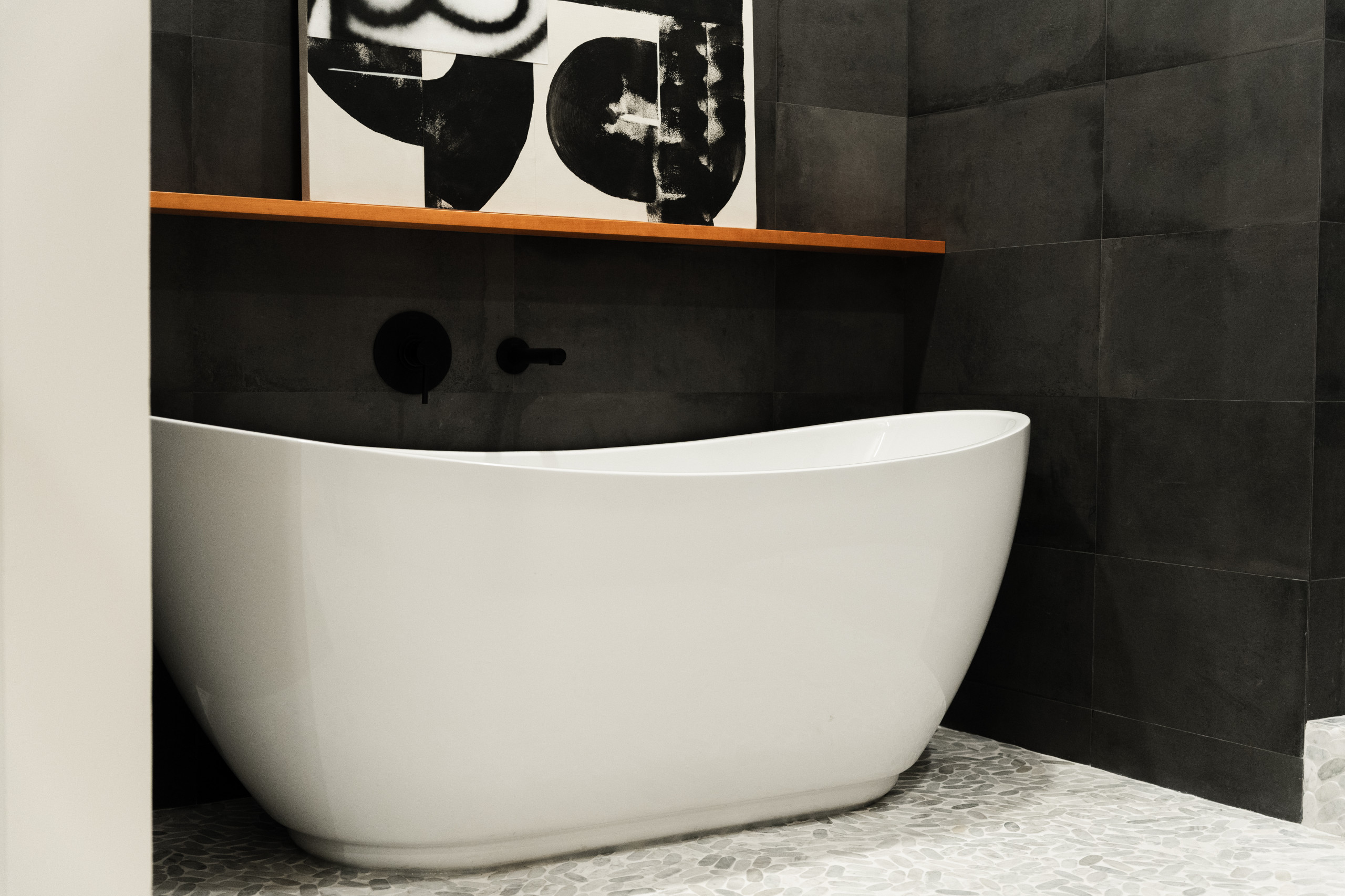 Newport Beach Primary Bathroom