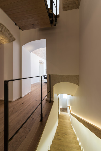 Continuit&agrave; Spaziale | 150 MQ middelhavsstil-trappe