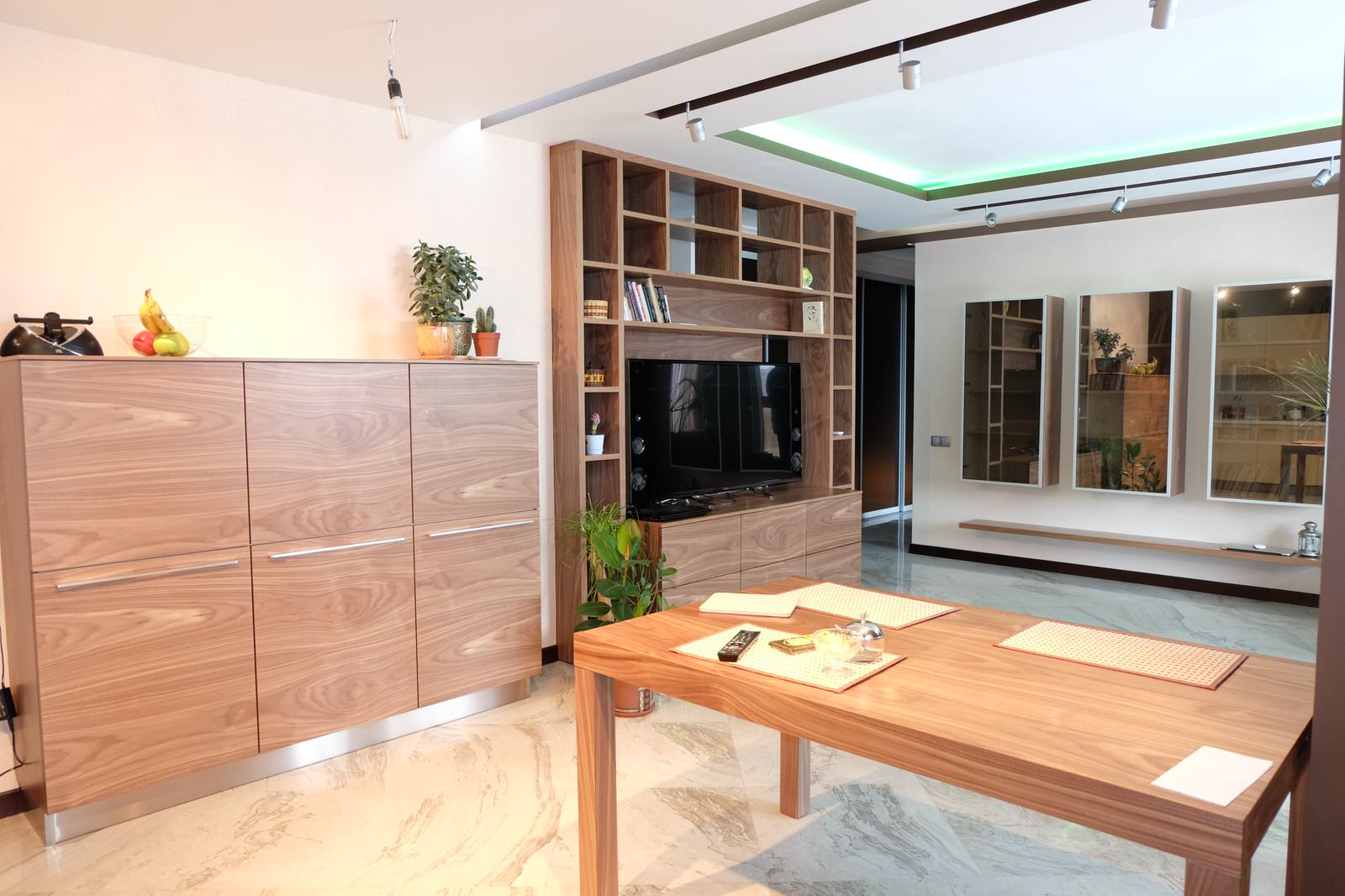 Гостиная Шпон Орех американский