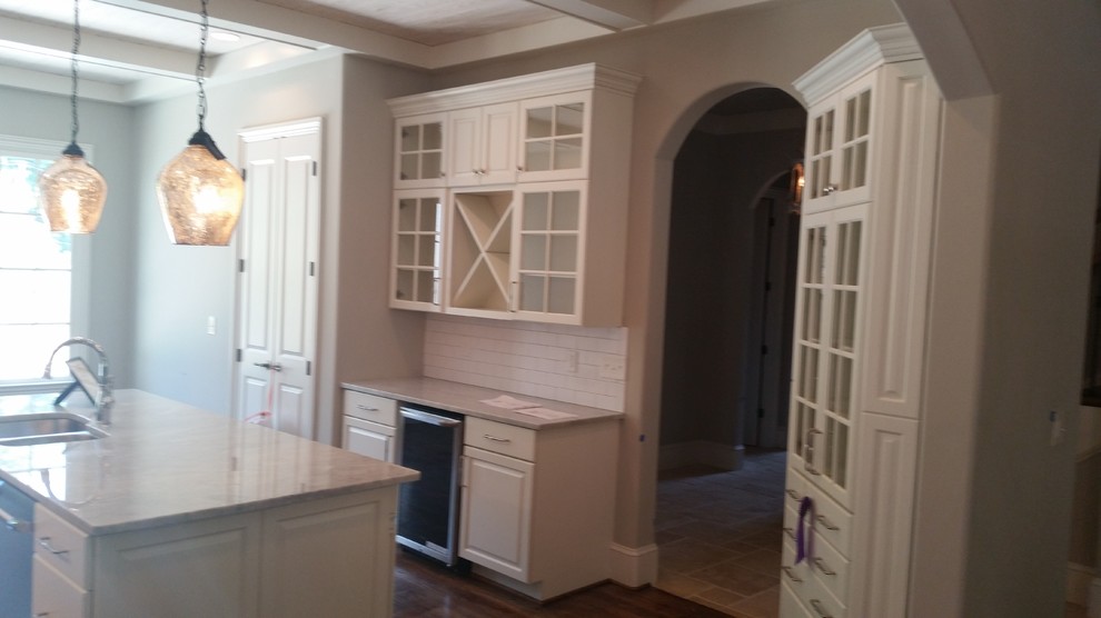 Example of a transitional kitchen design in Birmingham