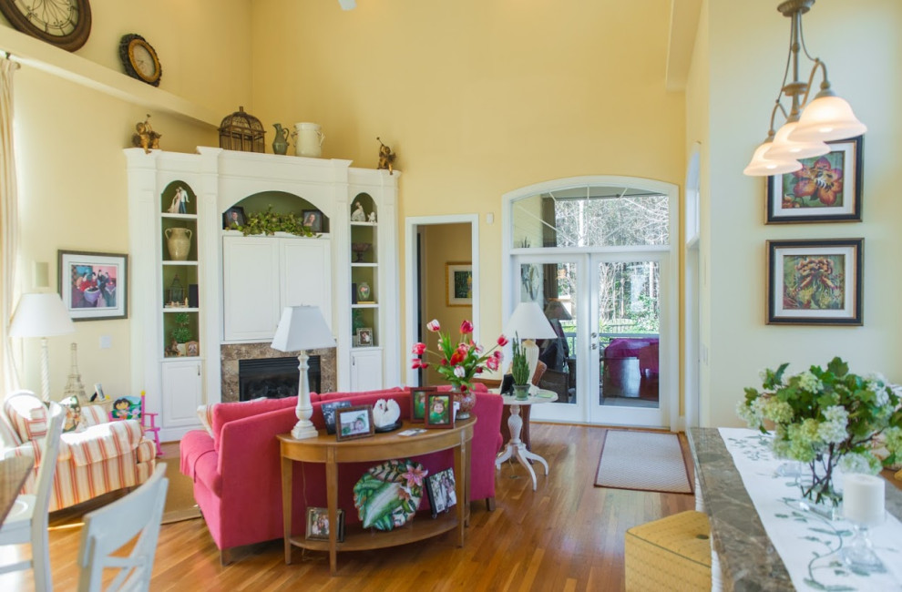 Home design - traditional home design idea